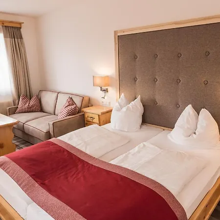 Sperlhof Szálloda 3*